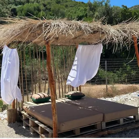 Escursioni In Barca Alla Scoperta Delle Spiagge Di Valona E Grotte Marine * オリクム