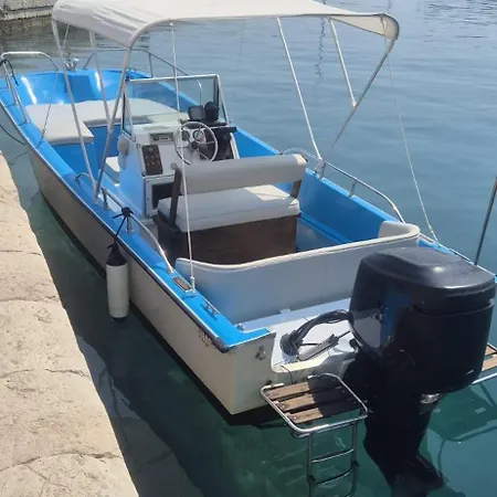 Escursioni In Barca Alla Scoperta Delle Spiagge Di Valona E Grotte Marine * Orikum